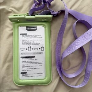 Casely Green Waterproof Phone Pouch